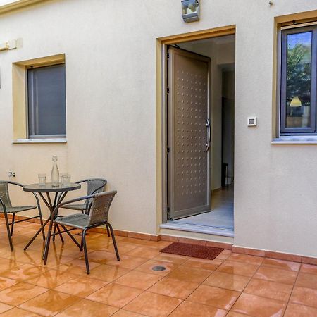 Dictamus Apartment ハニア エクステリア 写真
